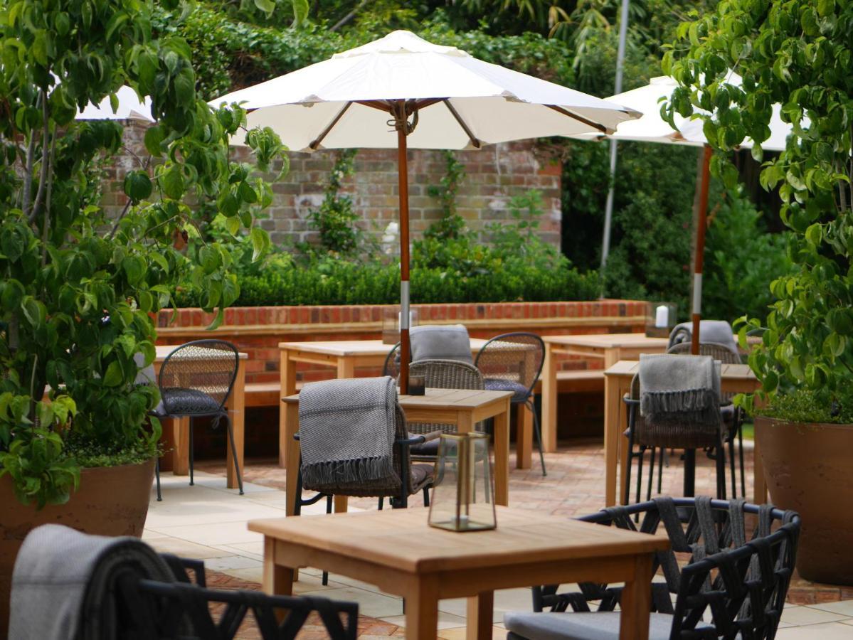 The Drummond At Albury Guildford Exterior foto